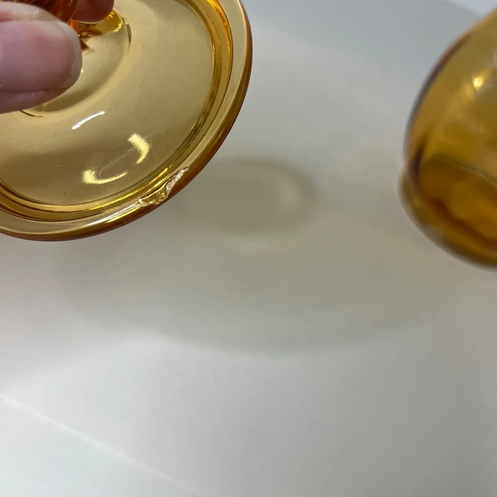 Vintage Amber‎ Glass Water Syrup Bedside Pitcher Lid Chip 4 x 6